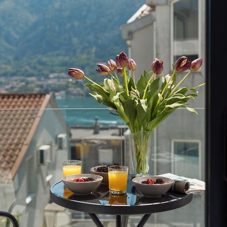 Berge Apartments Kotor Bagian luar foto