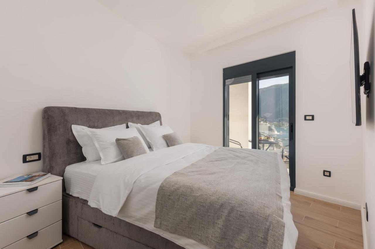Berge Apartments Kotor Bagian luar foto
