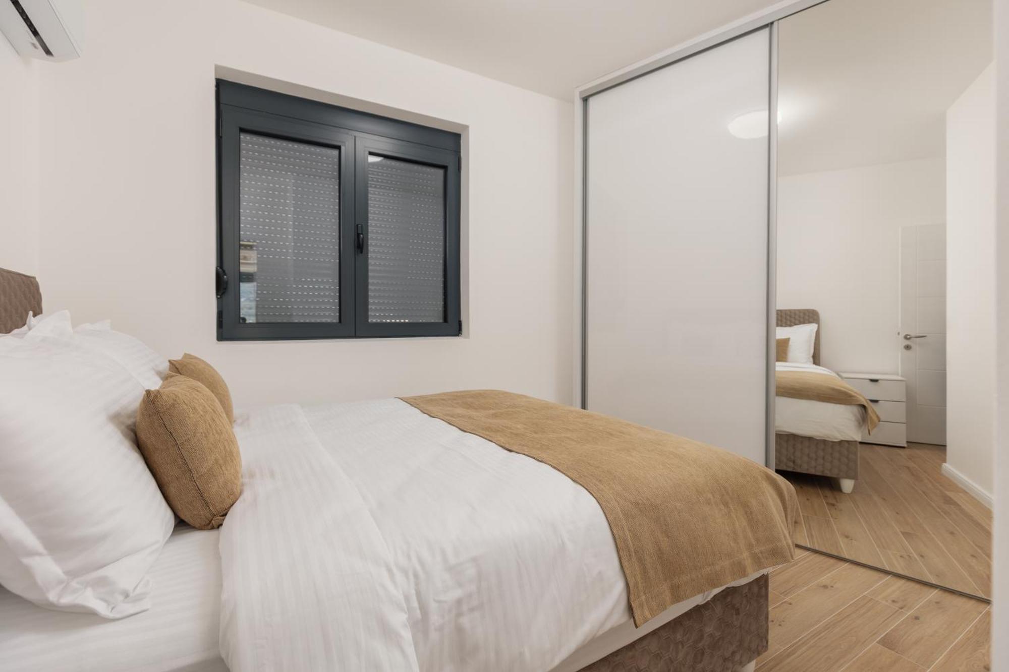Berge Apartments Kotor Bagian luar foto